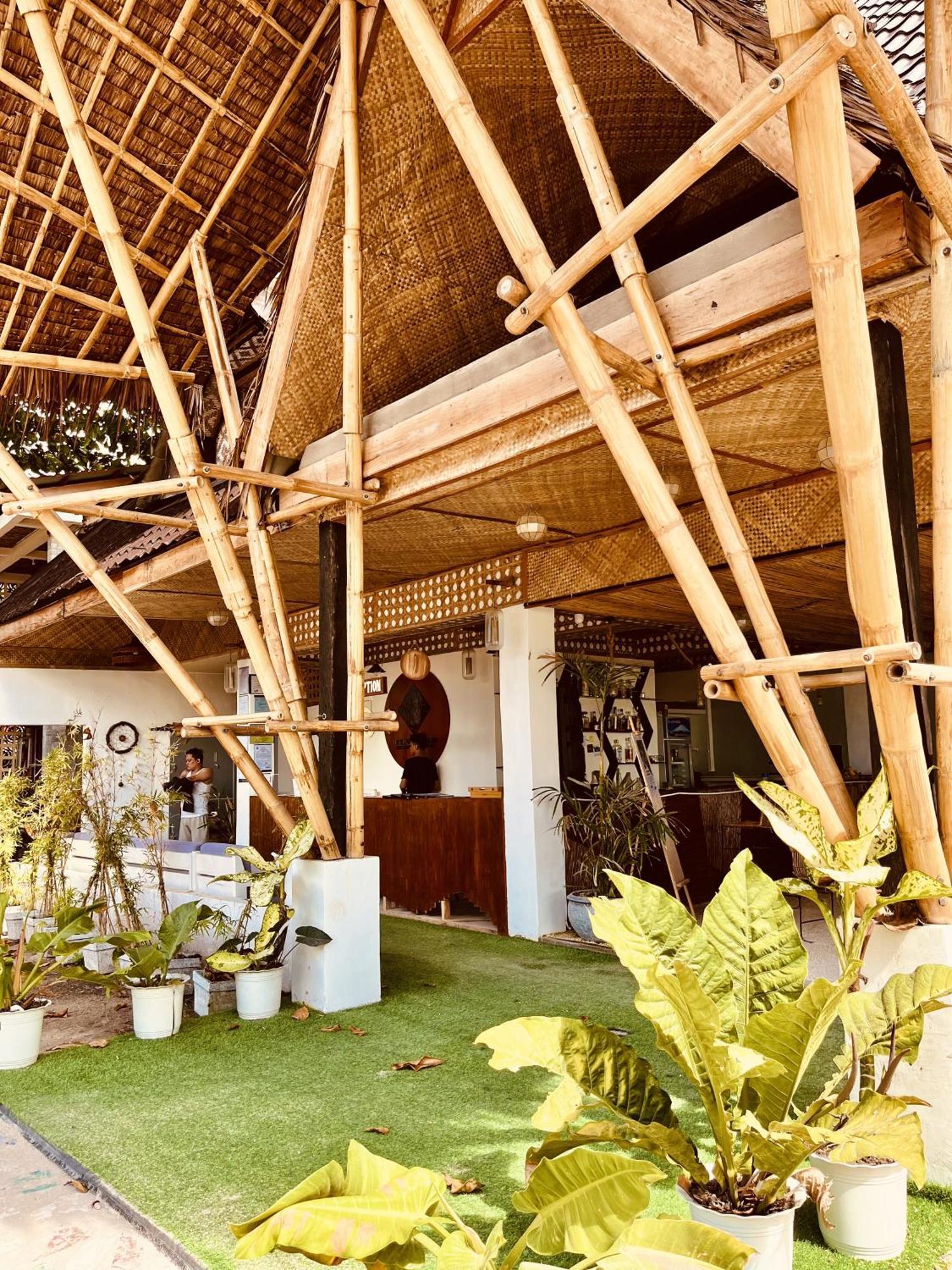 On Board Panglao Beach Hostel & Resort Dao  Zewnętrze zdjęcie