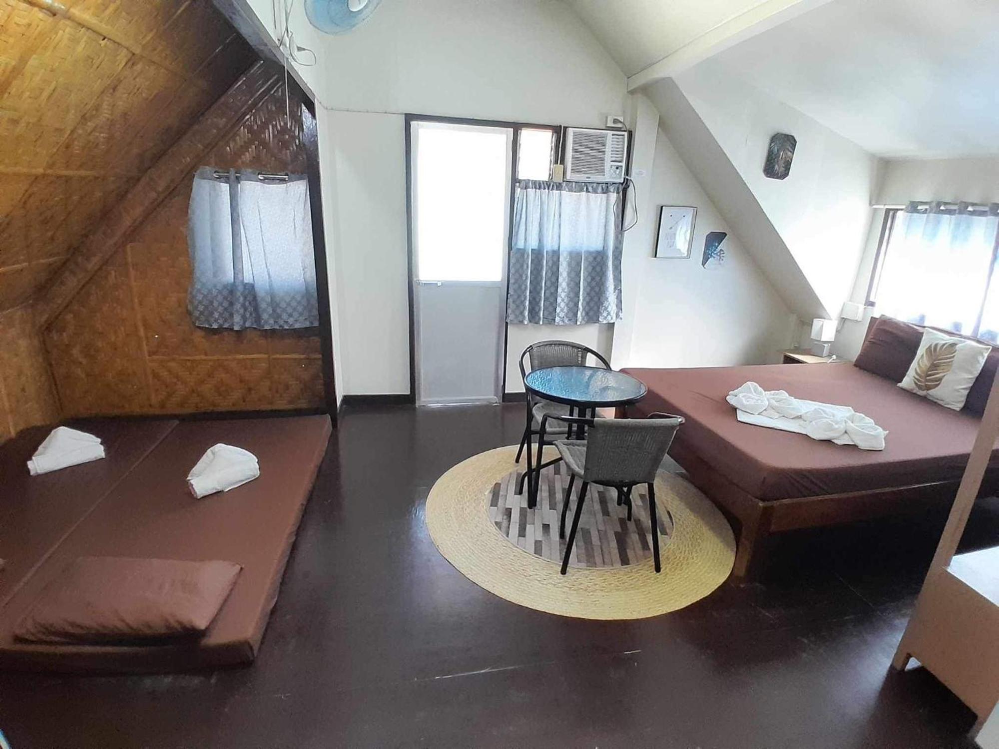 On Board Panglao Beach Hostel & Resort Dao  Zewnętrze zdjęcie