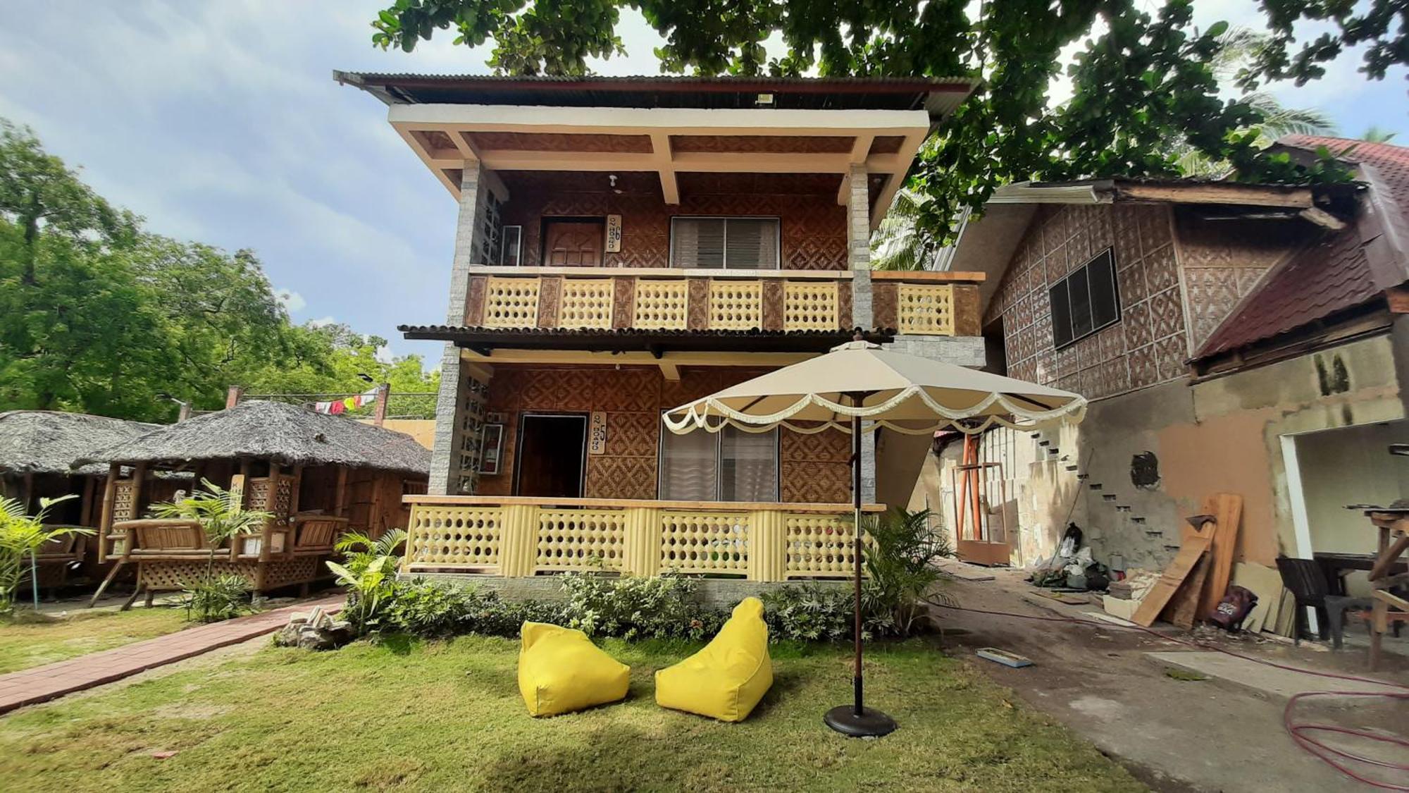 On Board Panglao Beach Hostel & Resort Dao  Zewnętrze zdjęcie