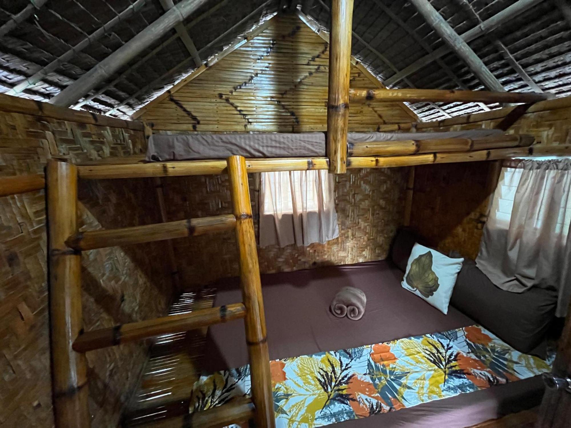 On Board Panglao Beach Hostel & Resort Dao  Zewnętrze zdjęcie